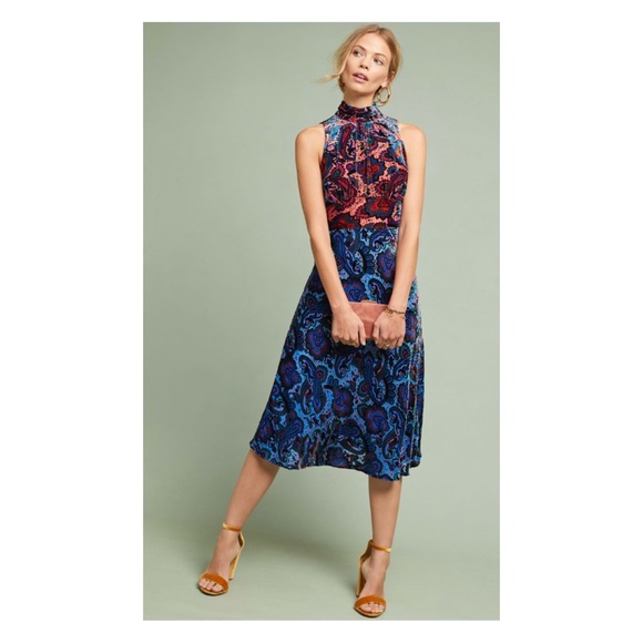 NWOT Rumie Velvet Midi DressSize 6